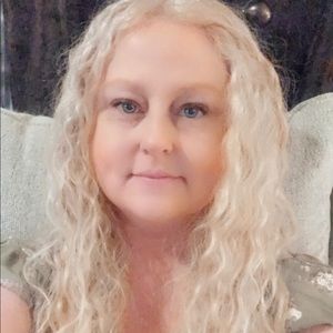 Meet your Posher, Theresa